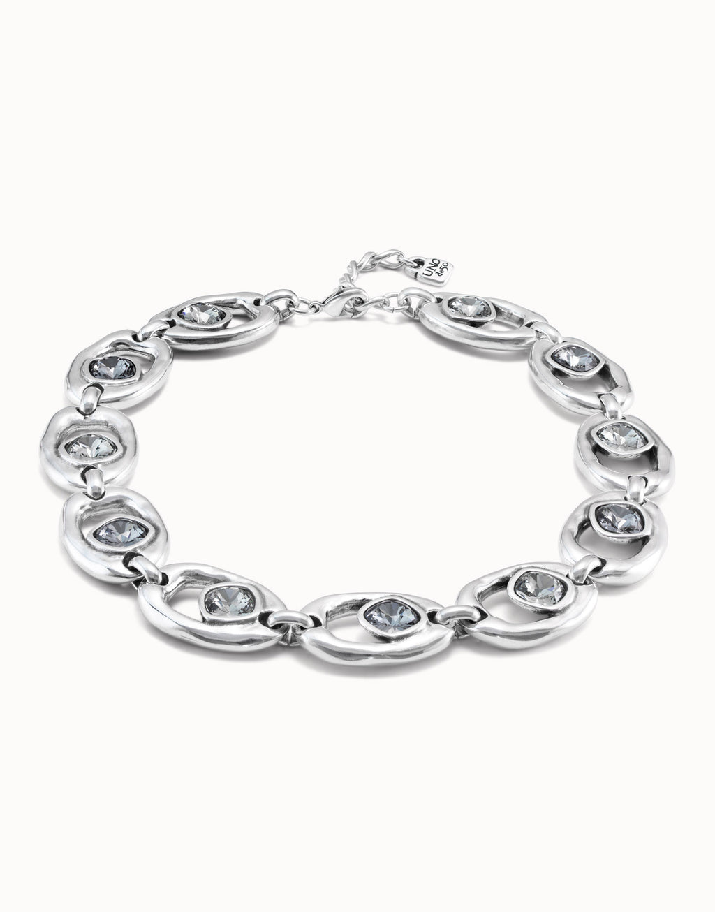 Collar Uno de 50 Details Plateado con Brillos