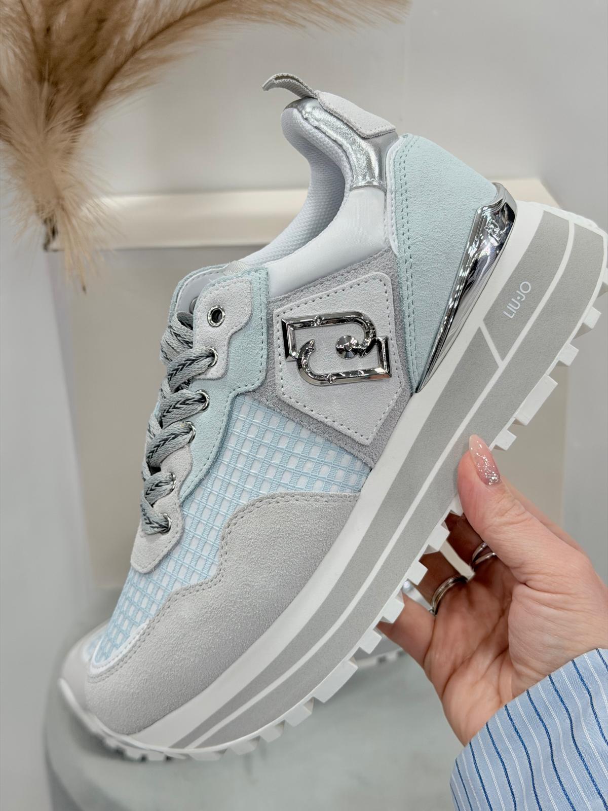 Zapatillas LIUJO celestes
