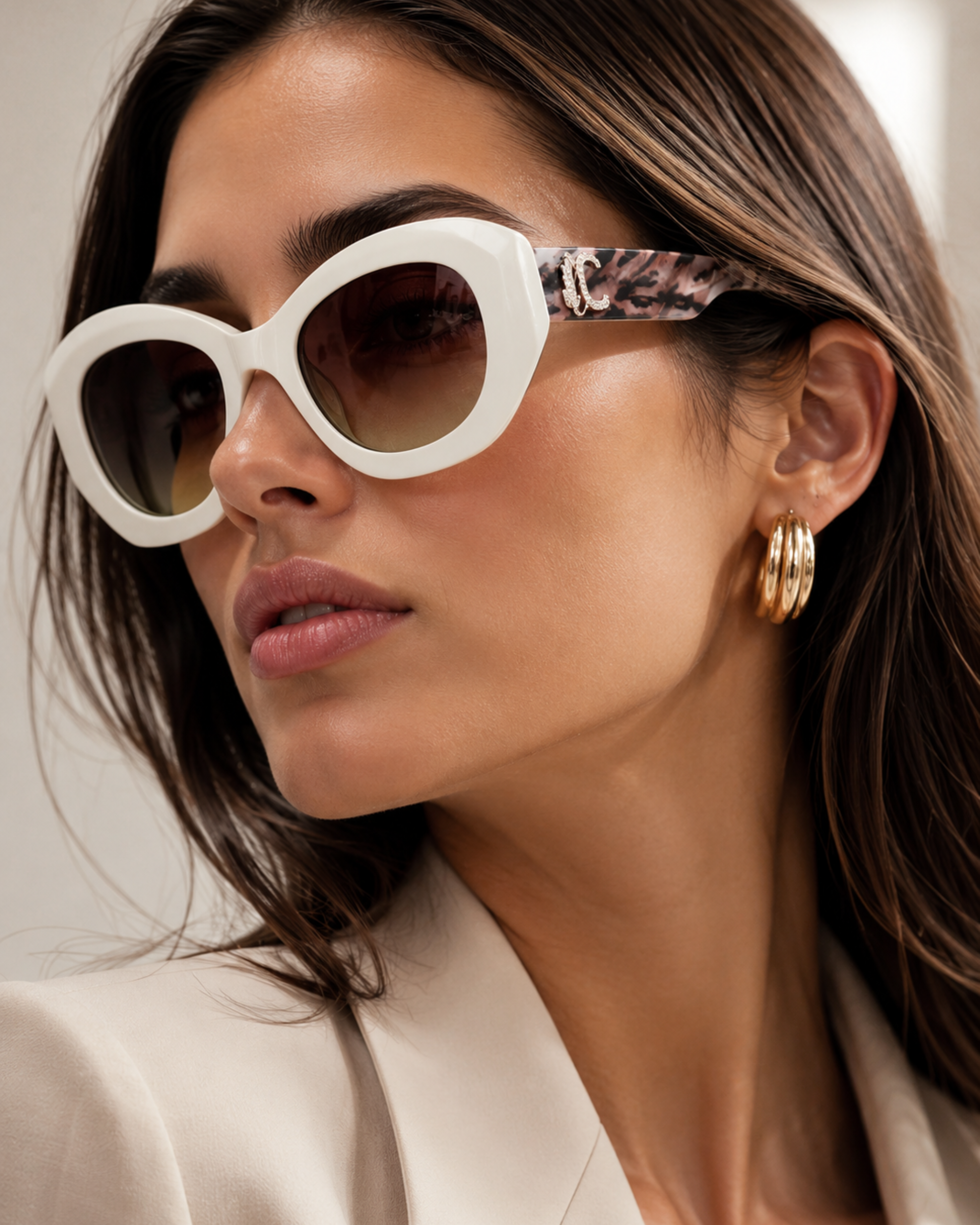 Lentes Lola Casademunt  de sol en forma redondeada crudo Lola Casademunt