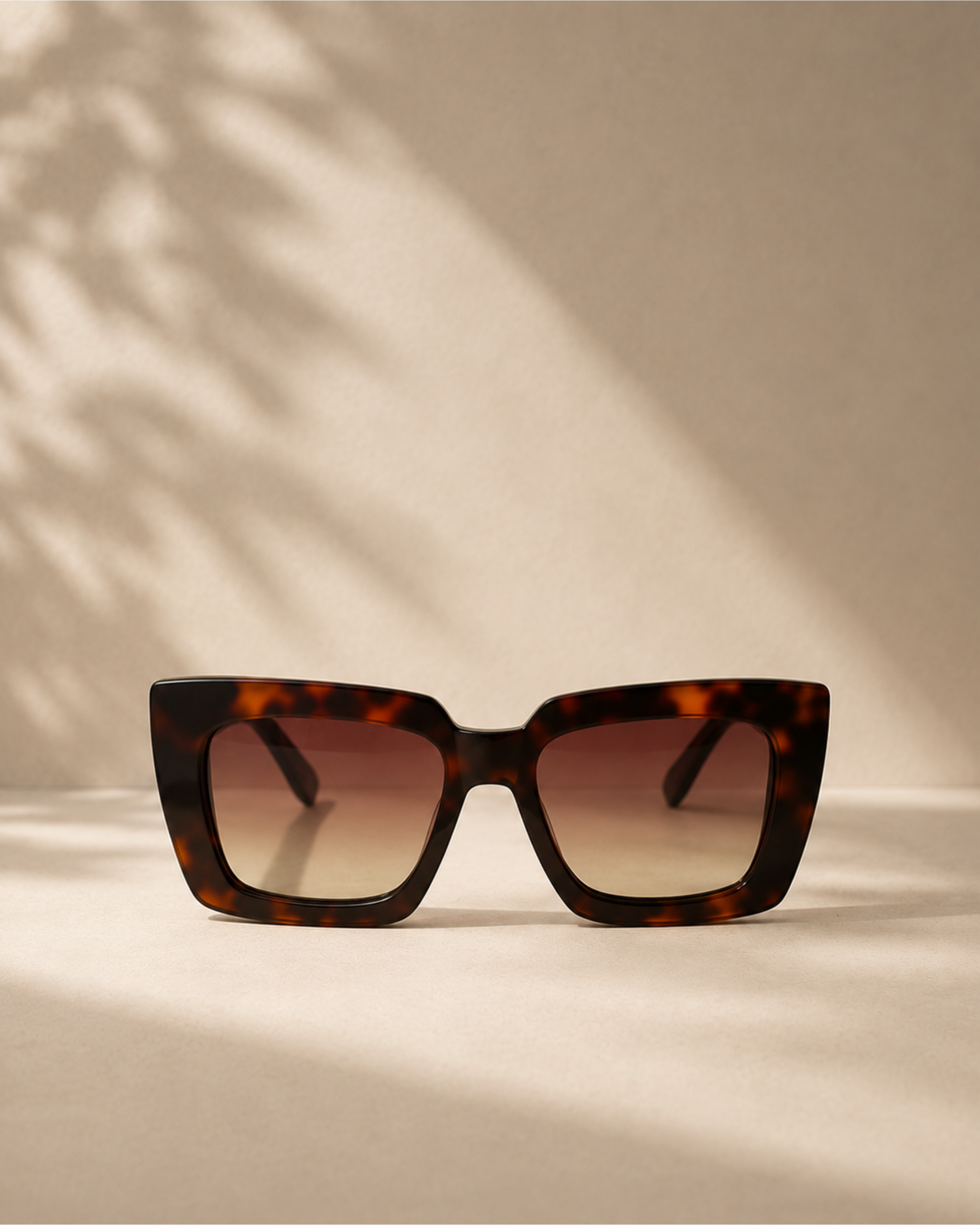Lentes Lola Casademunt  de sol rectangular con logo leopardo marron Lola Casademunt