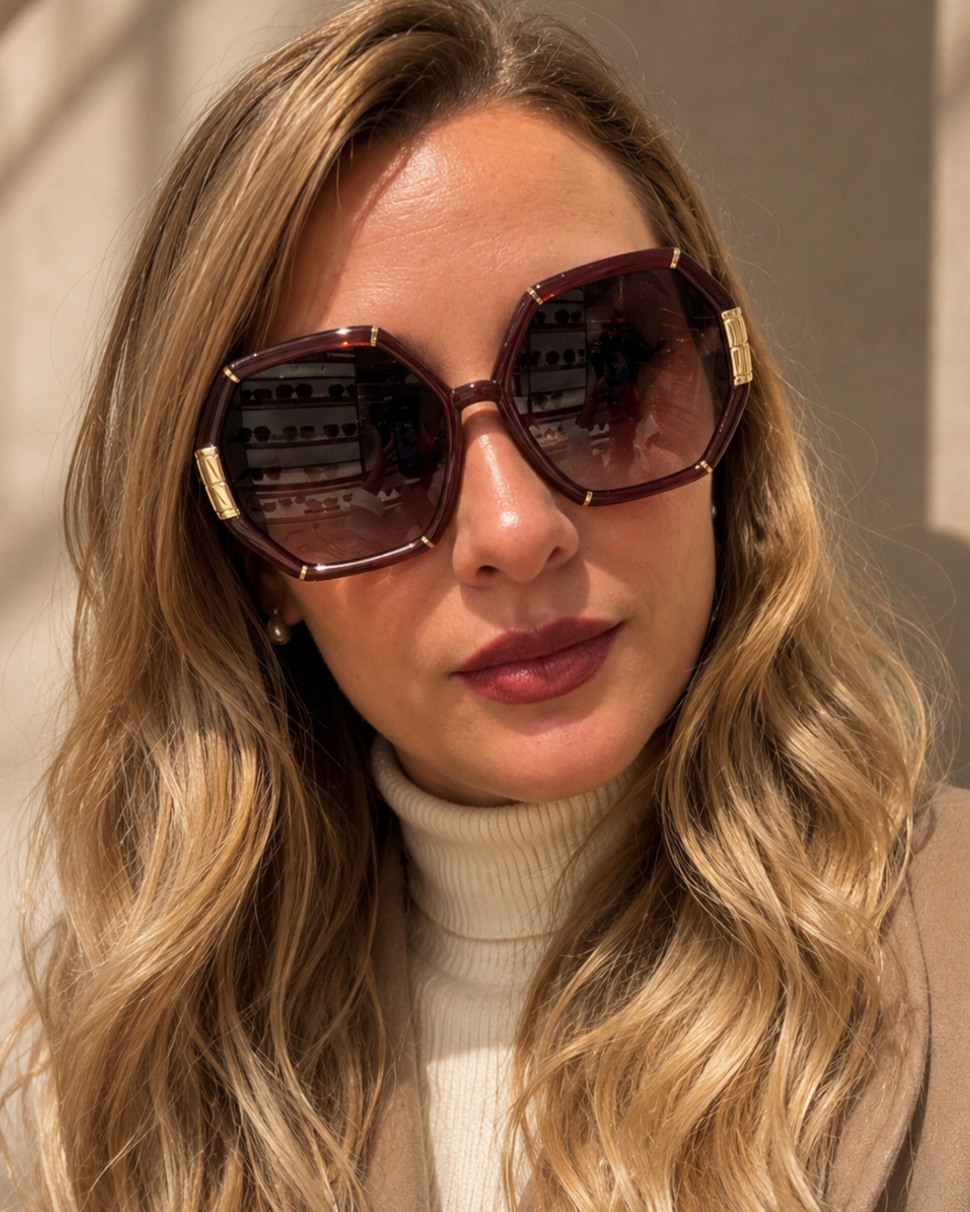 Lentes Tory Burch hexagonales burdeo con dorado Tory Burch
