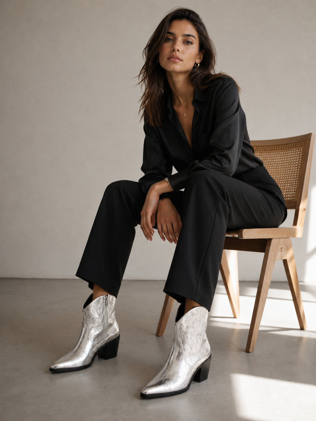 Botas Lola Casademunt Texana metalizado plateado Lola Casademunt