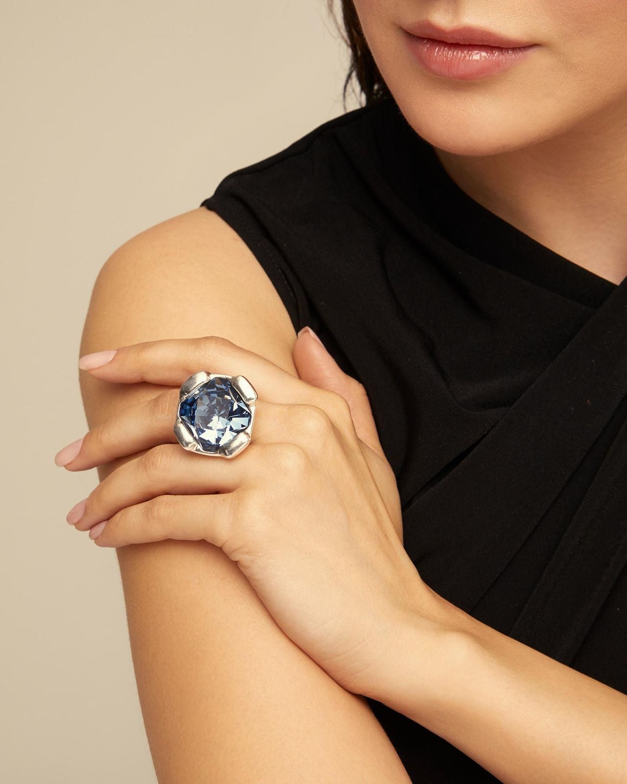 Anillo Uno de 50 Cristal Azul