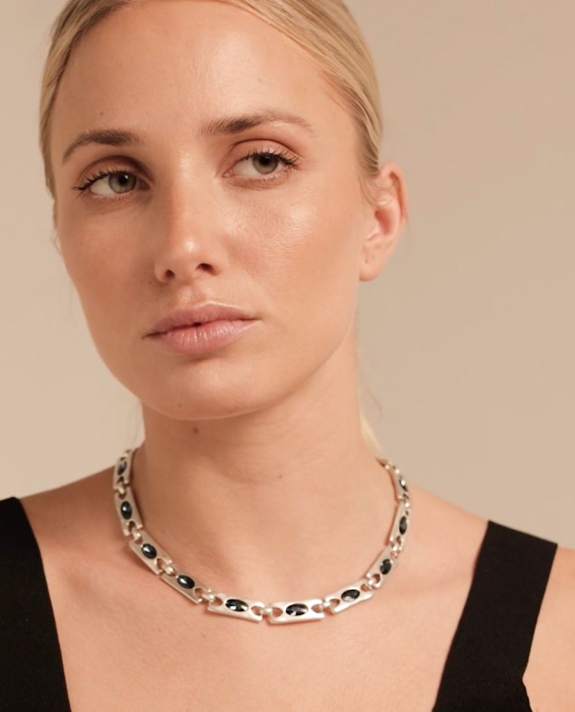 Collar Uno de 50 The Crown Eslabones Plata Cristales Azul UNOde50