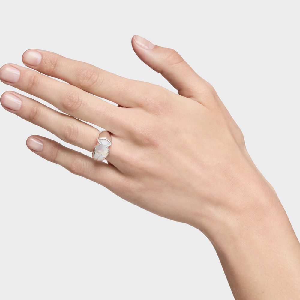 Anillo Tous mediano de plata y motivo oso en nácar Icon
