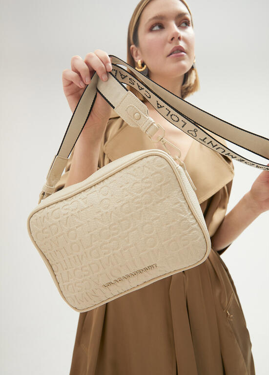 Cartera Lola Casademunt Bandolera Rectangular monograma Crudo