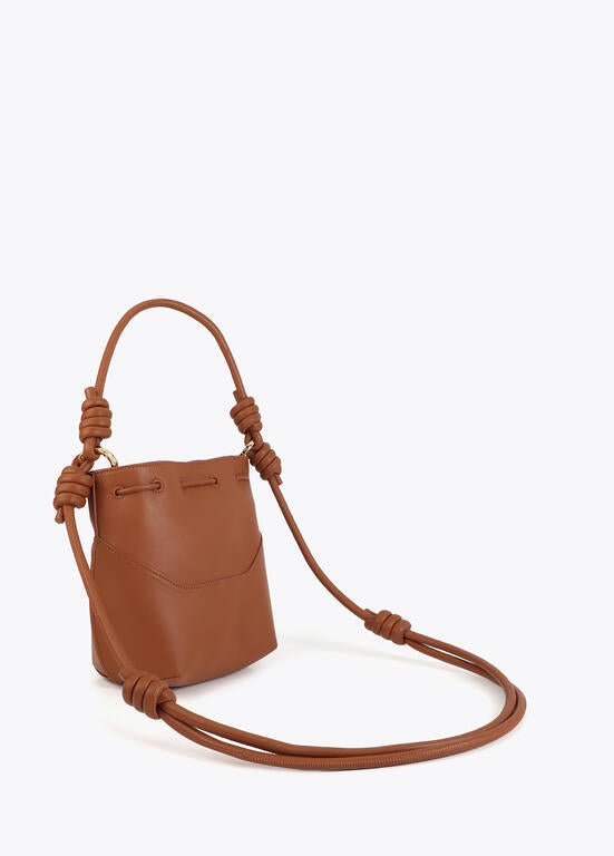 Bolso Lola Casademunt asa nudos tipo judas pieza inferior cafe
