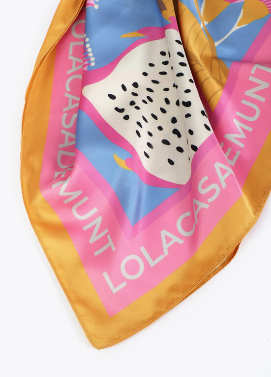 Pañuelo Lola Casademunt satinado con estampado tucán tropical azul multicolor