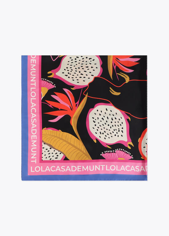 Pañuelo Lola Casademunt satinado con tucanes y estampado tropical negro multicolor