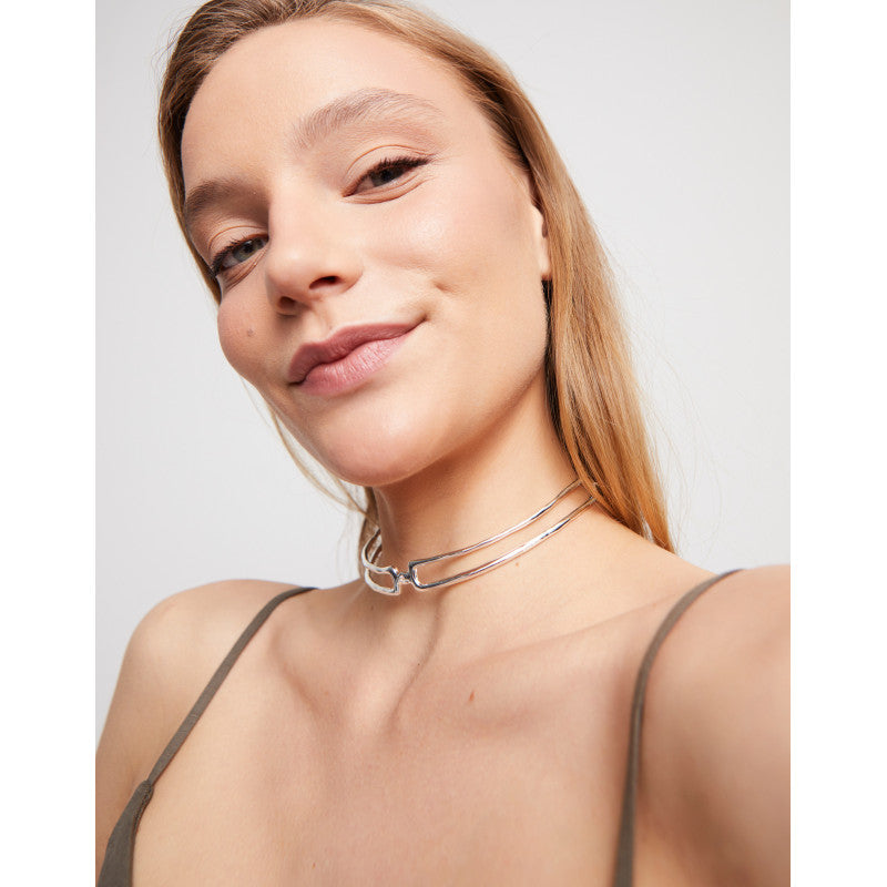 Collar Uno de 50 Ser Indomable Plateado Choker