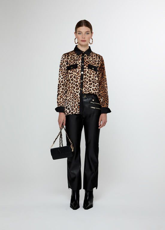 Blusa Lola Casademunt Satin Negro con Animal
